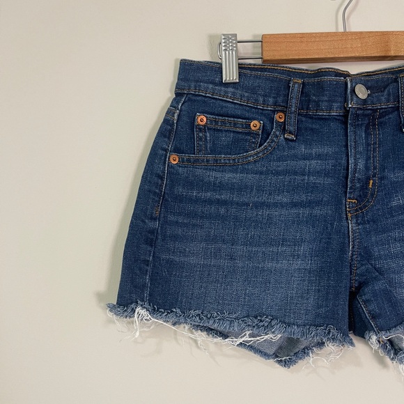 GAP Womens Jean Shorts Size 26 Blue 3" Short Dark Wash Cut Off Denim - Picture 4 of 11
